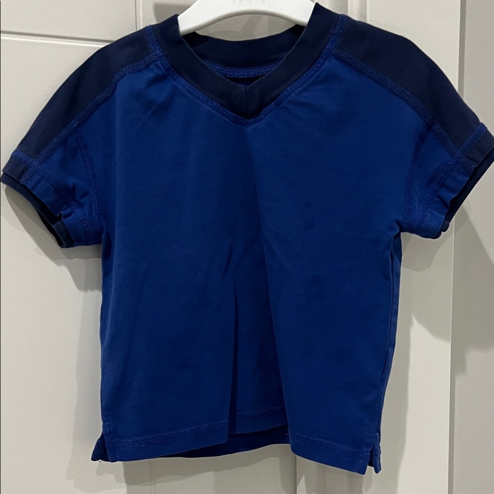Hanna Andersson Active MadeToCool V-neck Tee, 2T